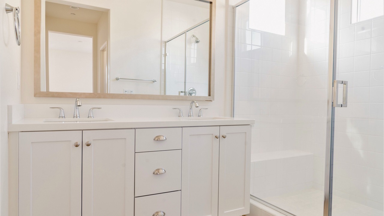 Photo of Bathroom in Lake Forest
