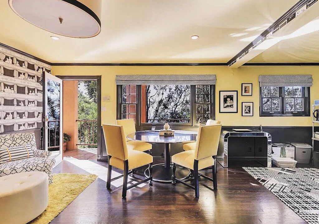 Photo of Livingroom in Hollywood Hills