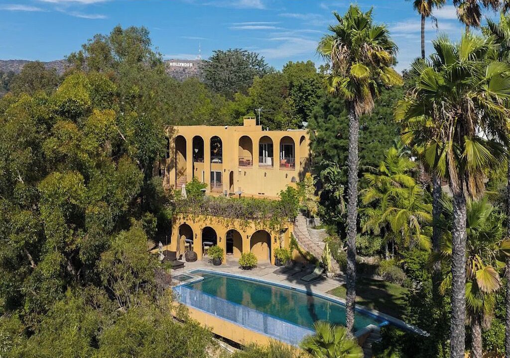 Photo of Outdoor in Hollywood Hills