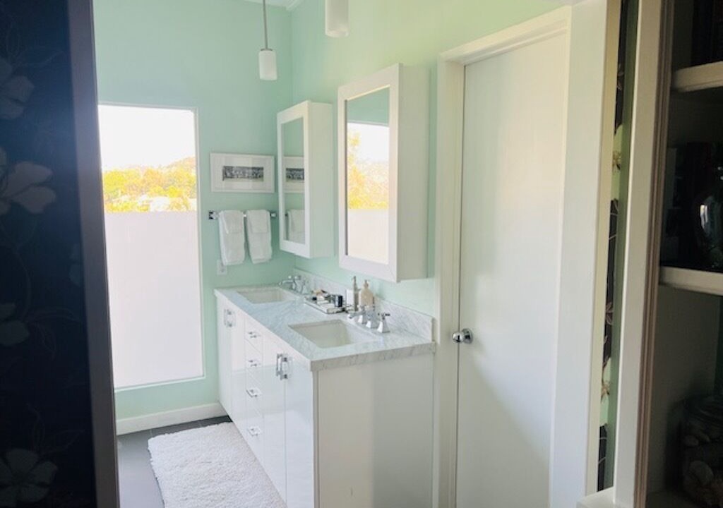 Photo of Bathroom in Hollywood Hills