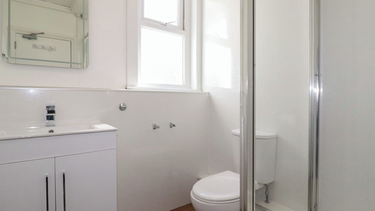 Photo of Bathroom in Newquay City Centre