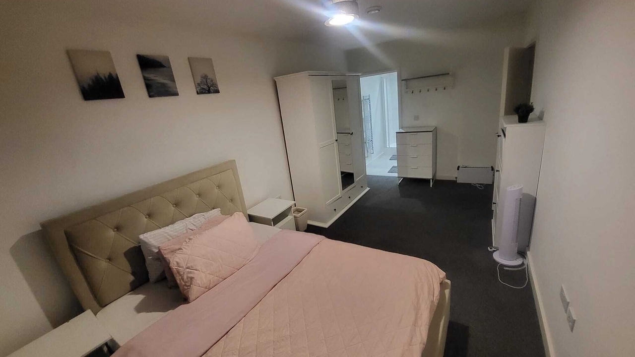 Photo of Bedroom in Cricklewood