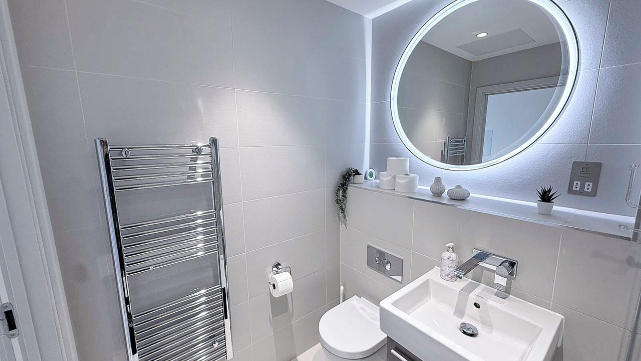 Photo of Bathroom in St. Pancras and Somers Town