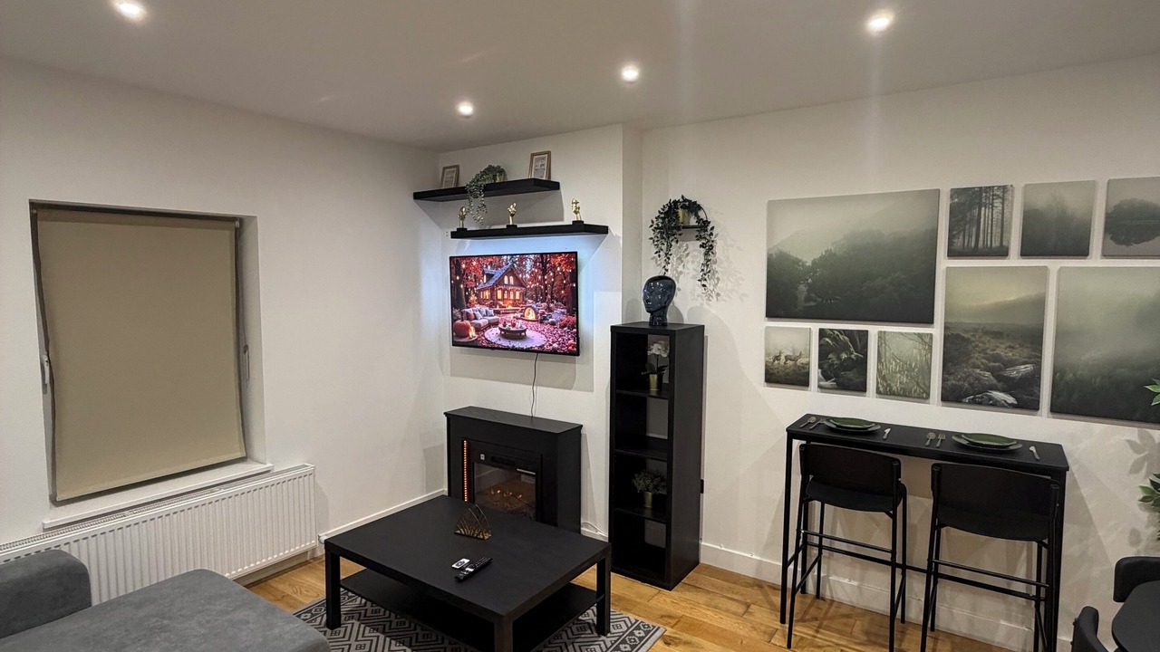 Photo of Livingroom in Stratford and New Town