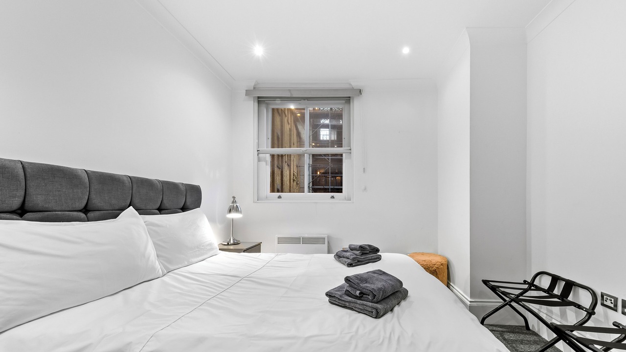 Photo of Bedroom in Chinatown