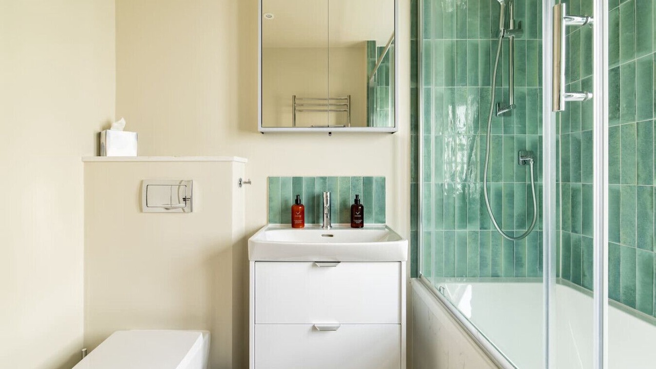 Photo of Bathroom in Norland