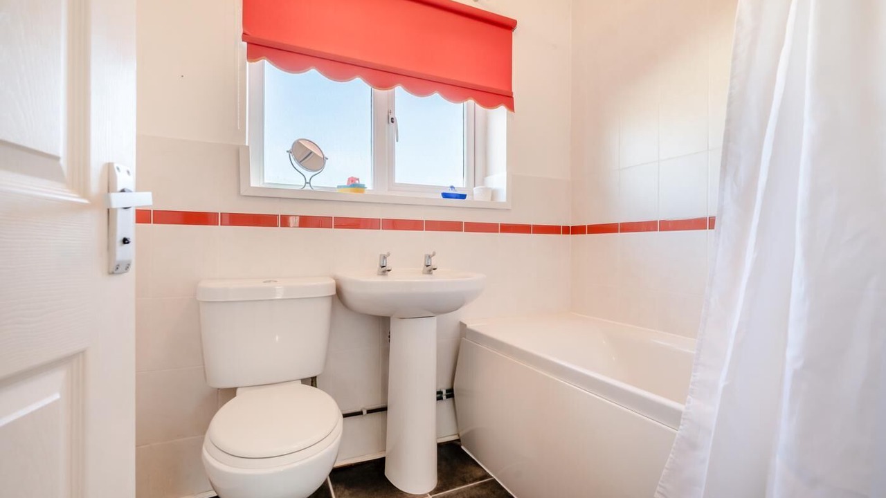 Photo of Bathroom in Padstow