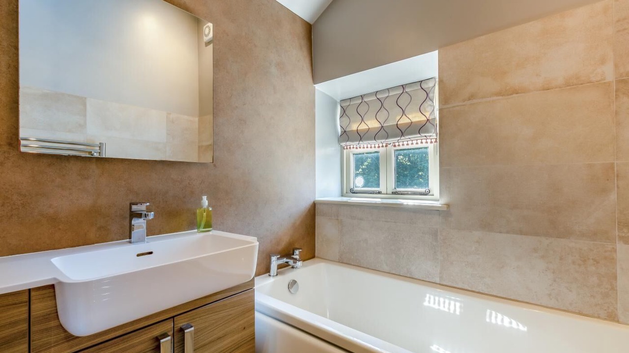 Photo of Bathroom in Fourstones Near Bentham