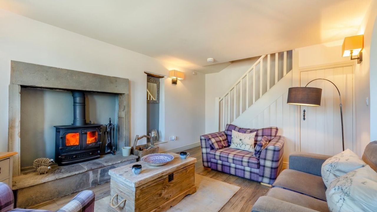 Photo of Livingroom in Fourstones Near Bentham