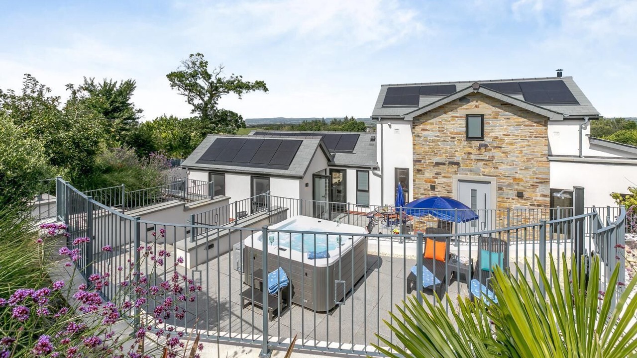 Photo of Patio Balcony in Widemouth Bay