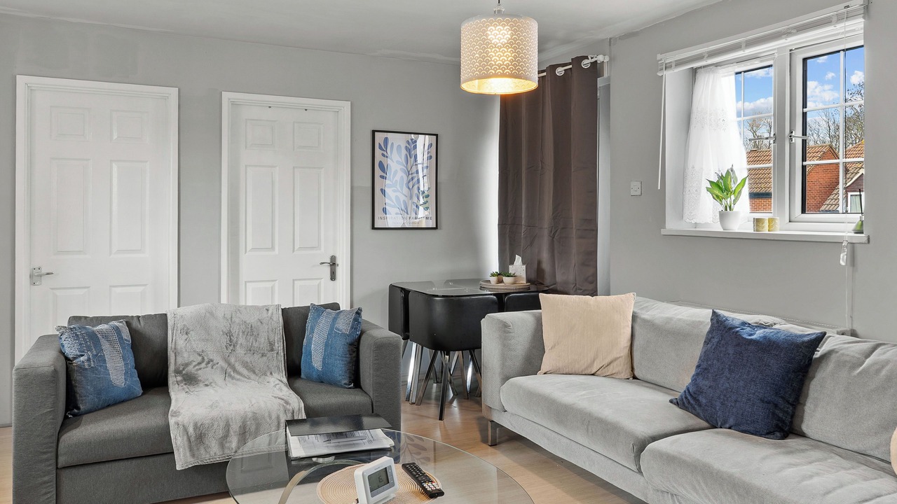 Photo of Livingroom in Newham