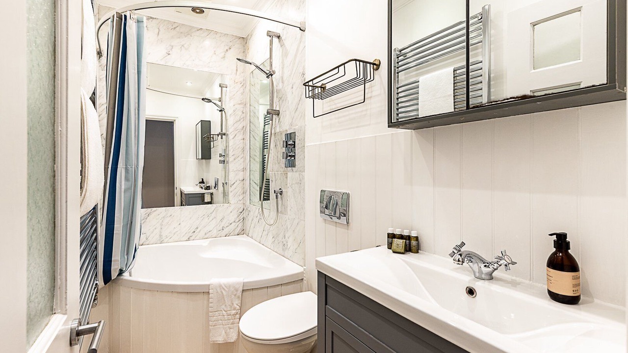 Photo of Bathroom in Camberwell