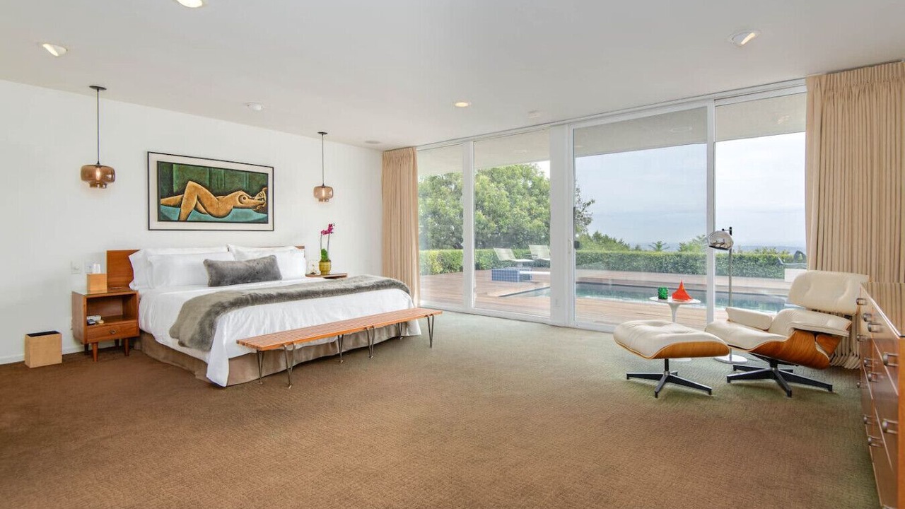 Photo of Bedroom in The Bird Streets