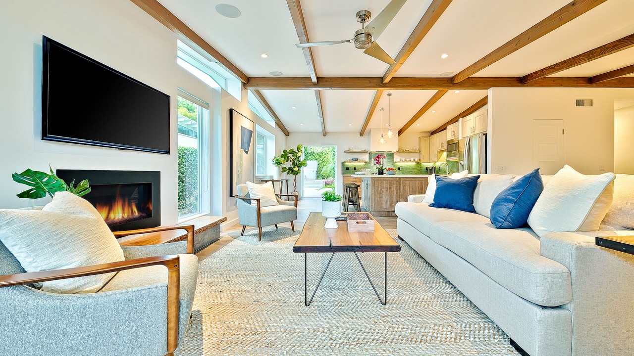 Photo of Livingroom in Cardiff-by-the-Sea