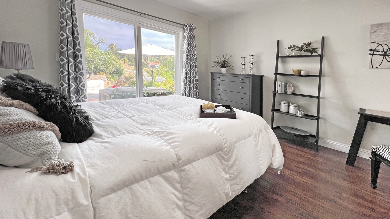Photo of Bedroom in Shadow Hills