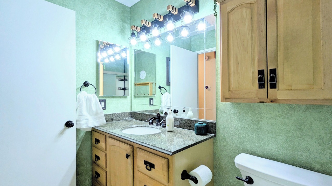 Photo of Bathroom in Moreno Valley
