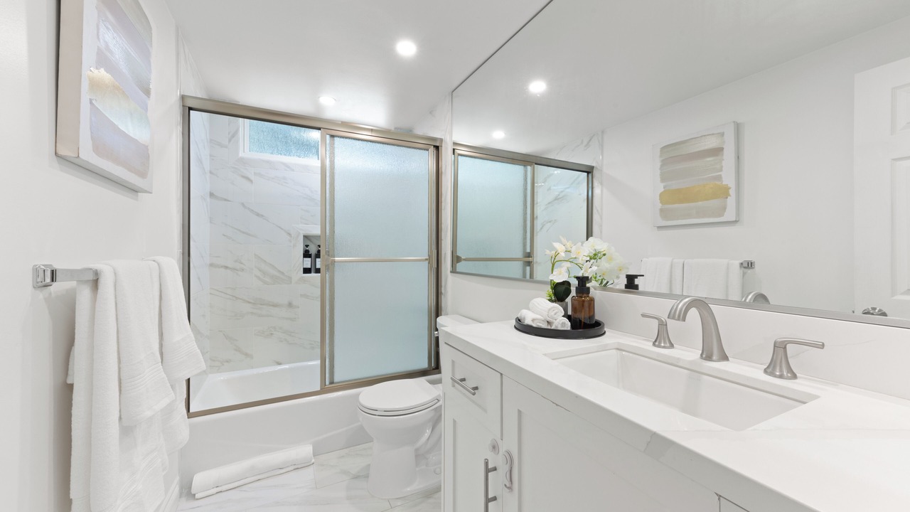 Photo of Bathroom in Northridge
