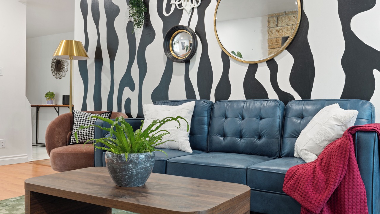Photo of Livingroom in Northridge