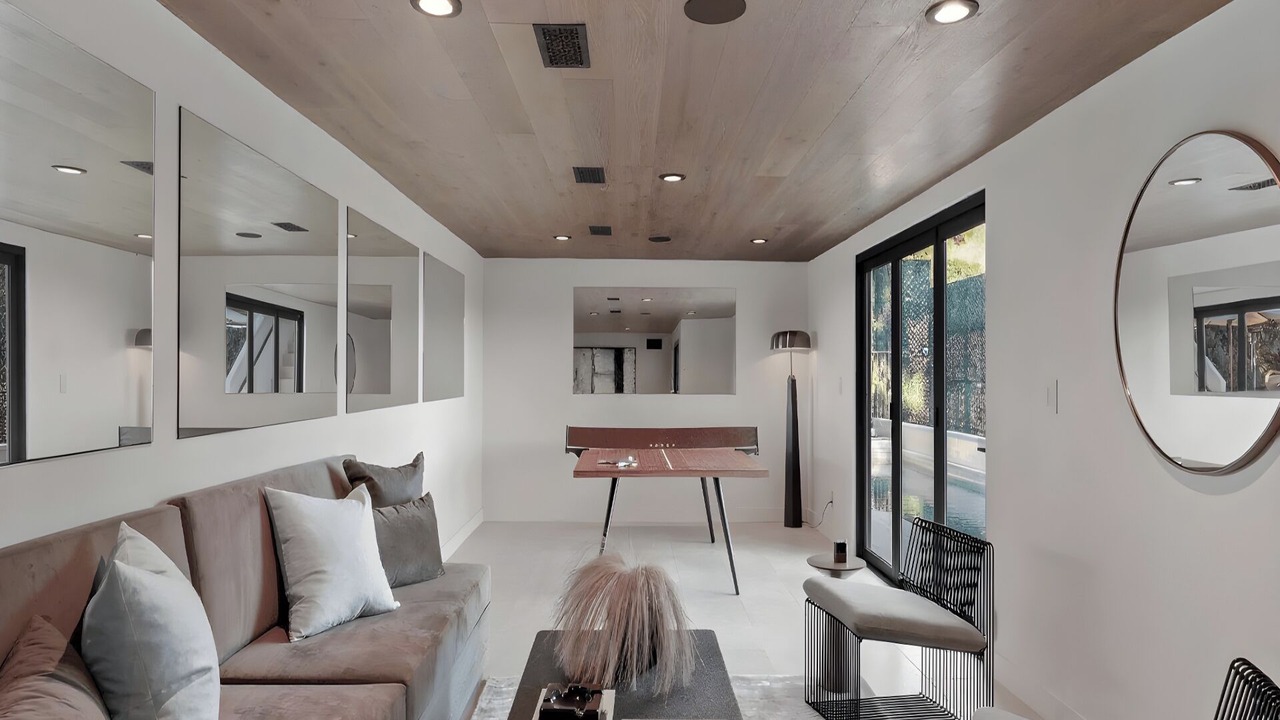 Photo of Livingroom in Hollywood Hills