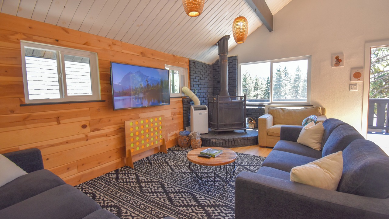 Photo of Livingroom in Green Valley Lake