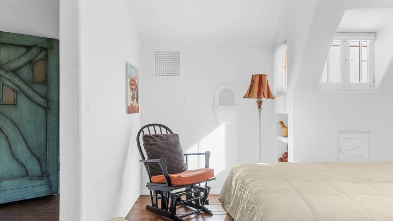 Photo of Bedroom in Newhall