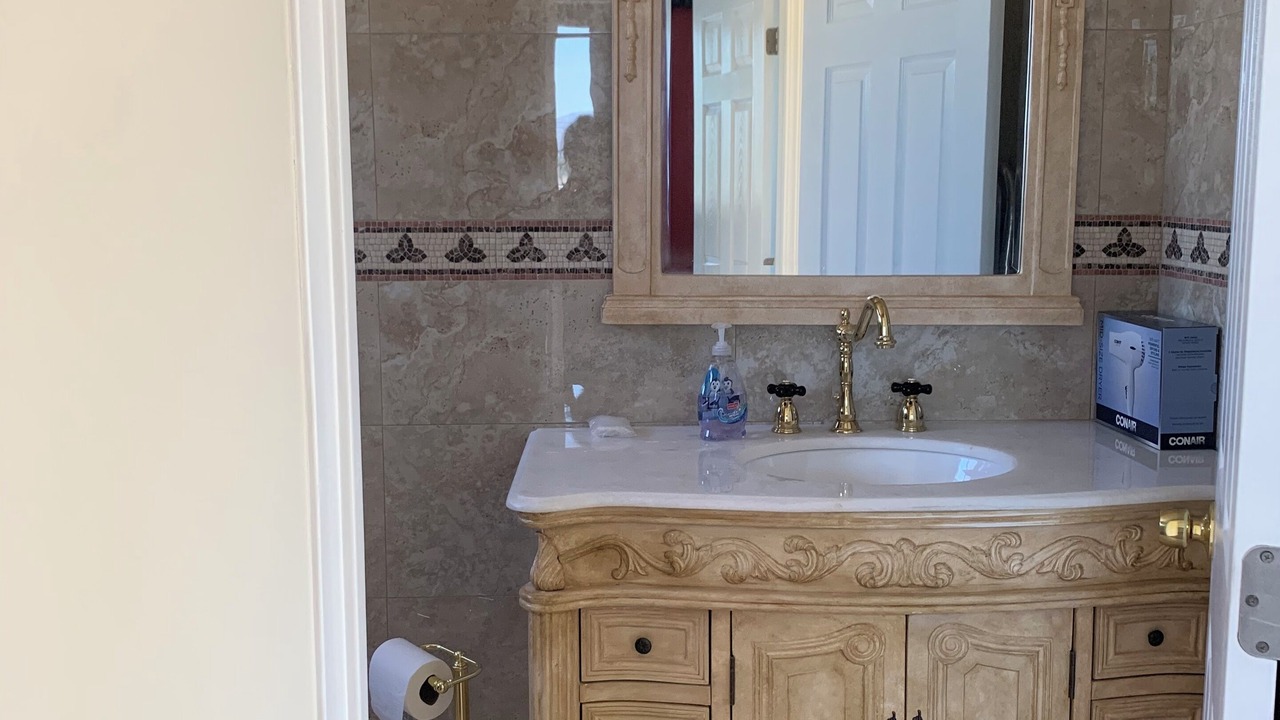 Photo of Bathroom in Woodland Hills