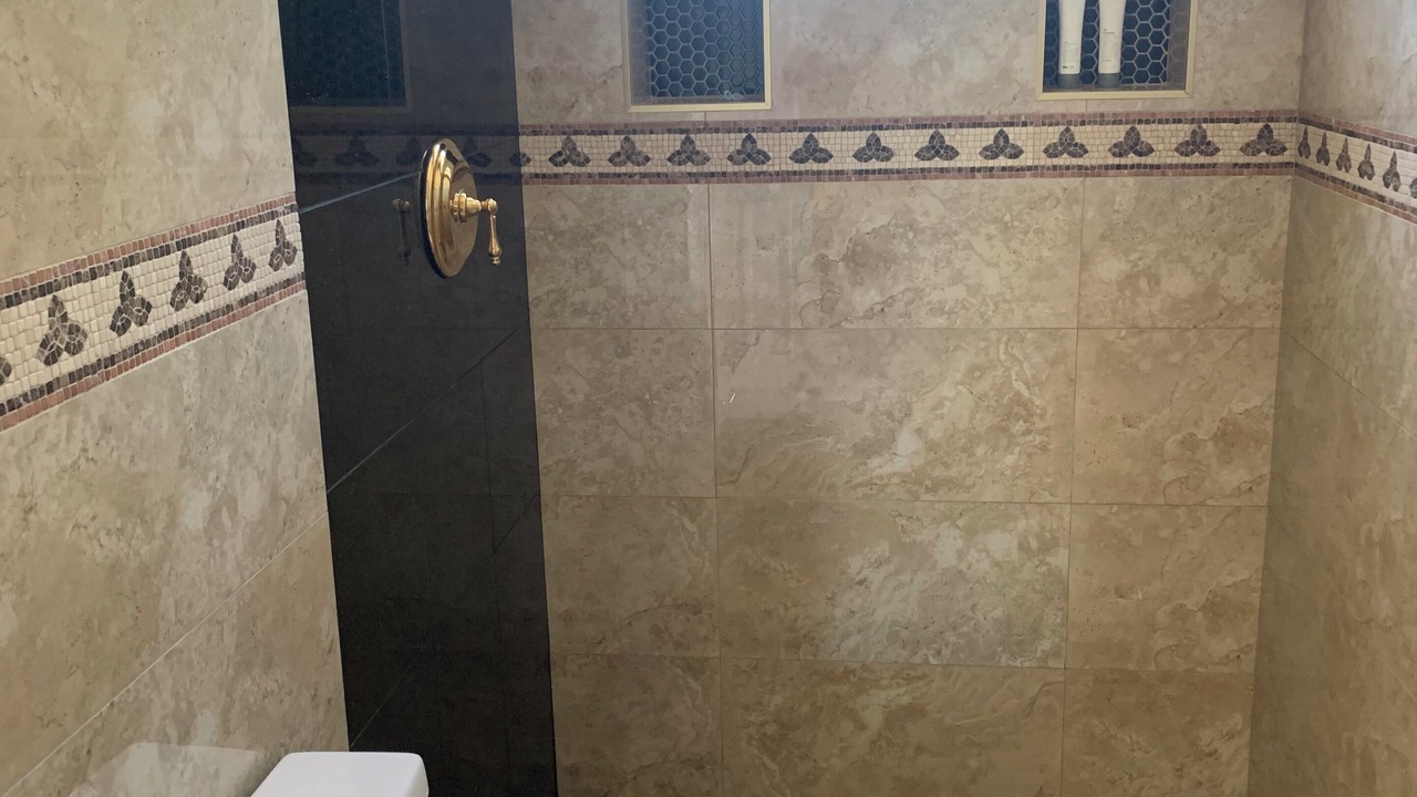 Photo of Bathroom in Woodland Hills