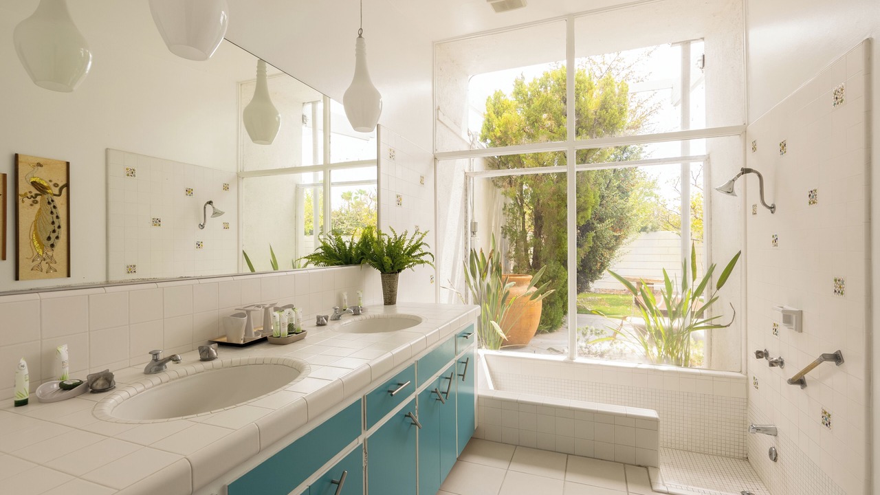 Photo of Bathroom in Desert Park Estates