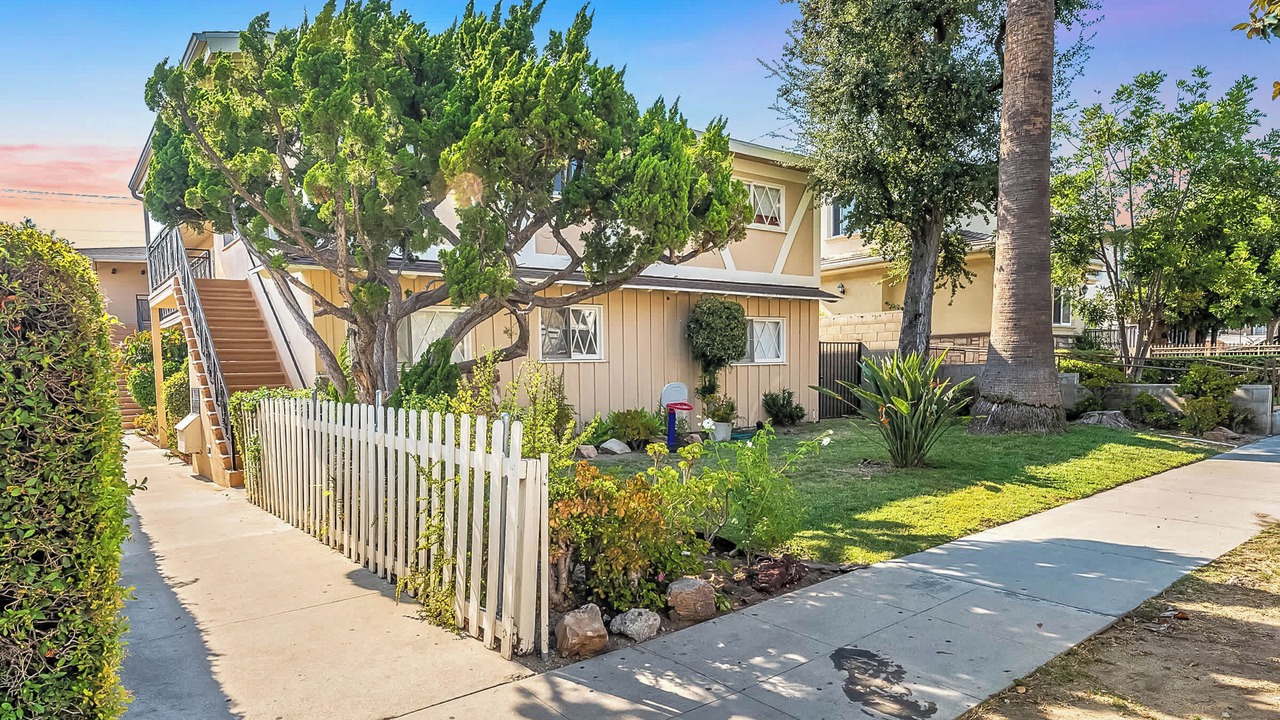 Photo of Outdoor in Citrus Grove