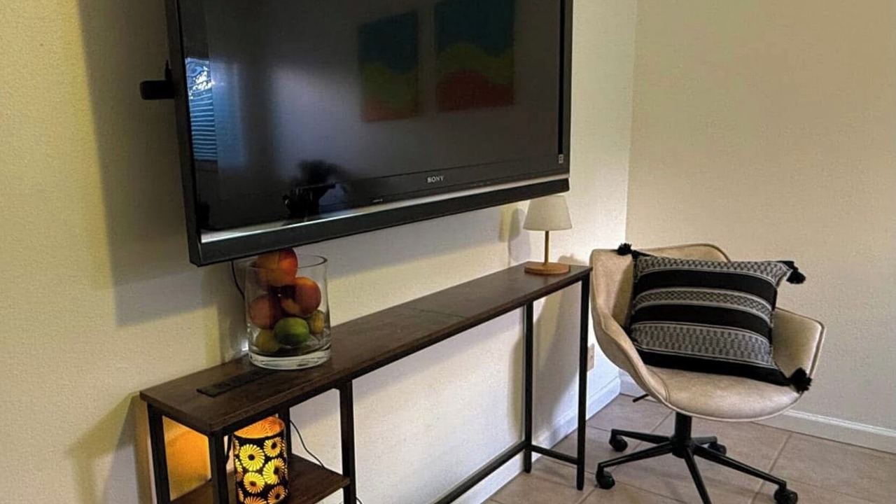 Photo of Livingroom in Tahquitz River Estates