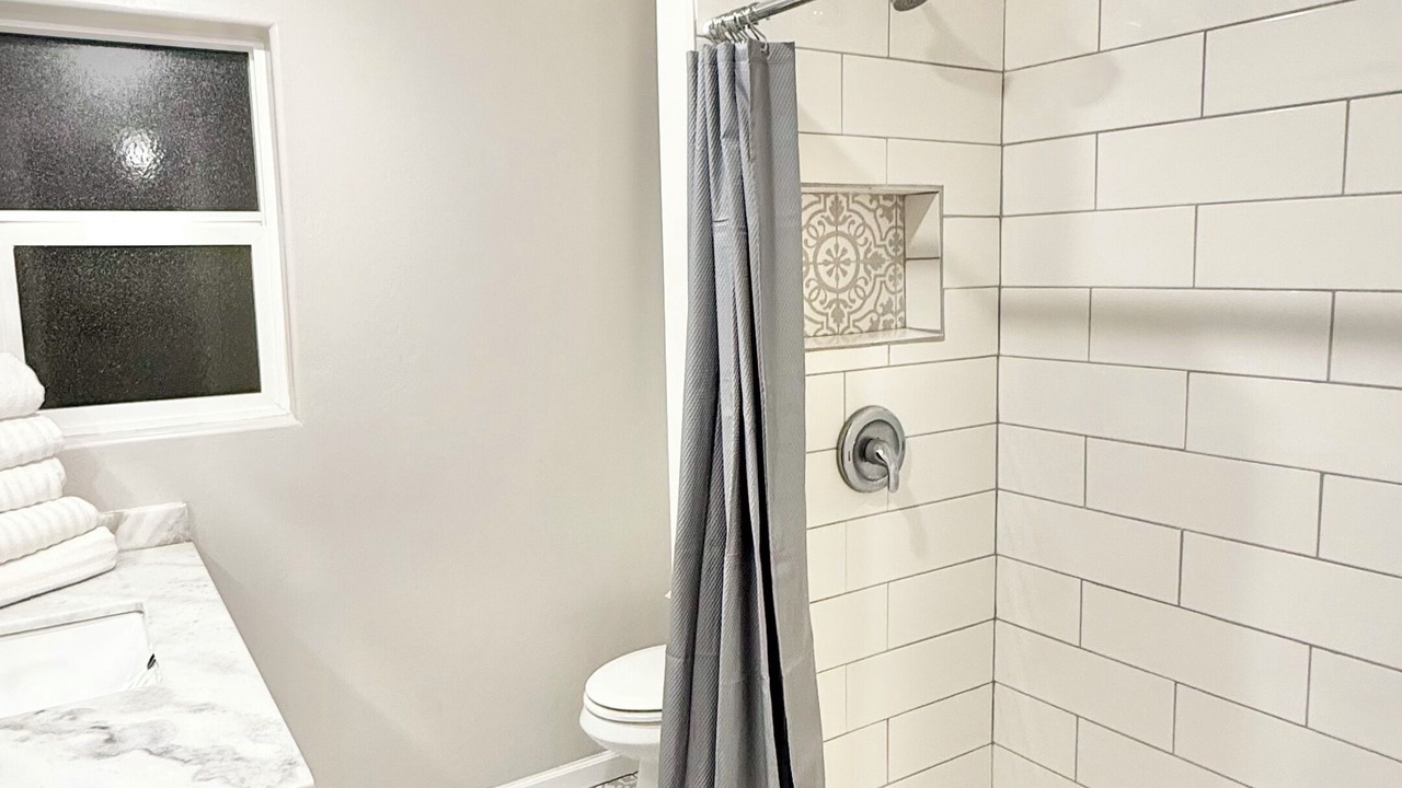 Photo of Bathroom in Baker Street