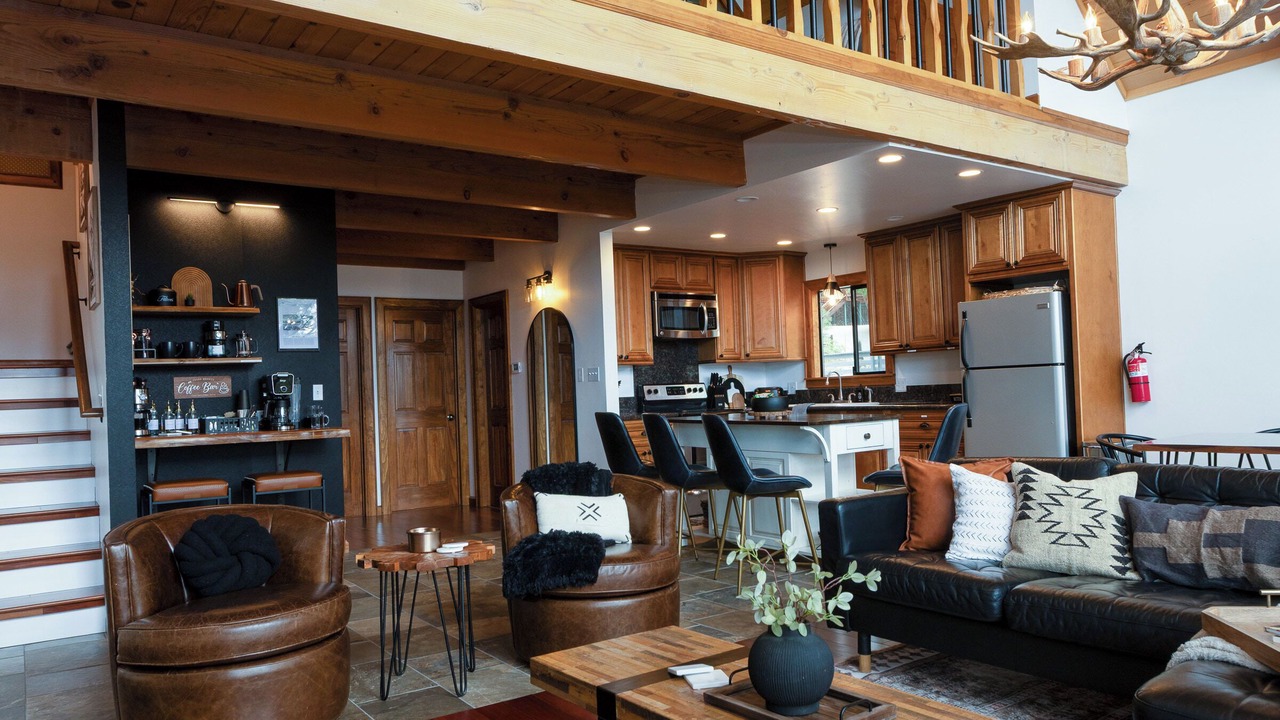 Photo of Livingroom in Moonridge
