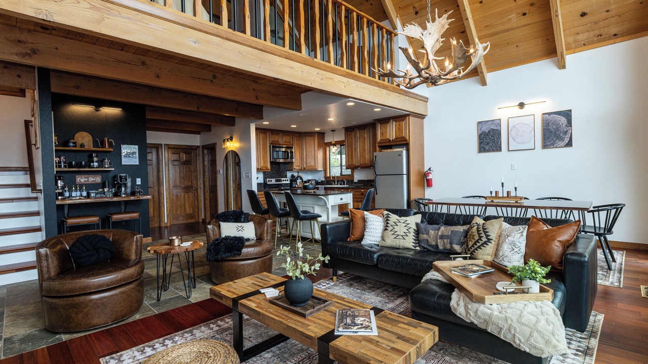 Photo of Livingroom in Moonridge