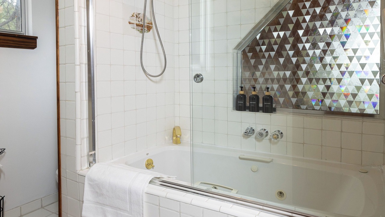 Photo of Bathroom in Moonridge