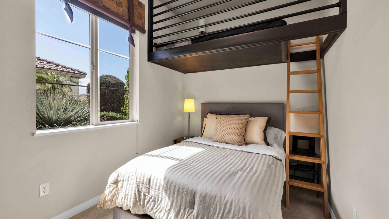 Photo of Bedroom in Indio