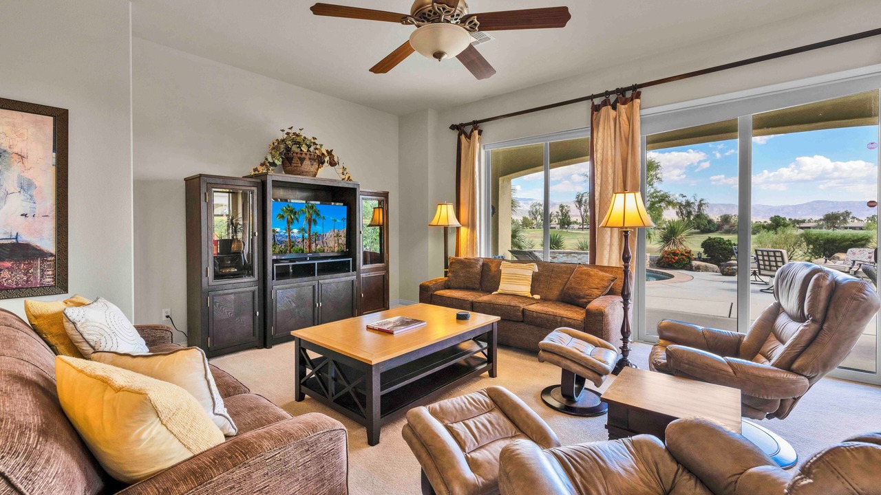 Photo of Livingroom in Indio