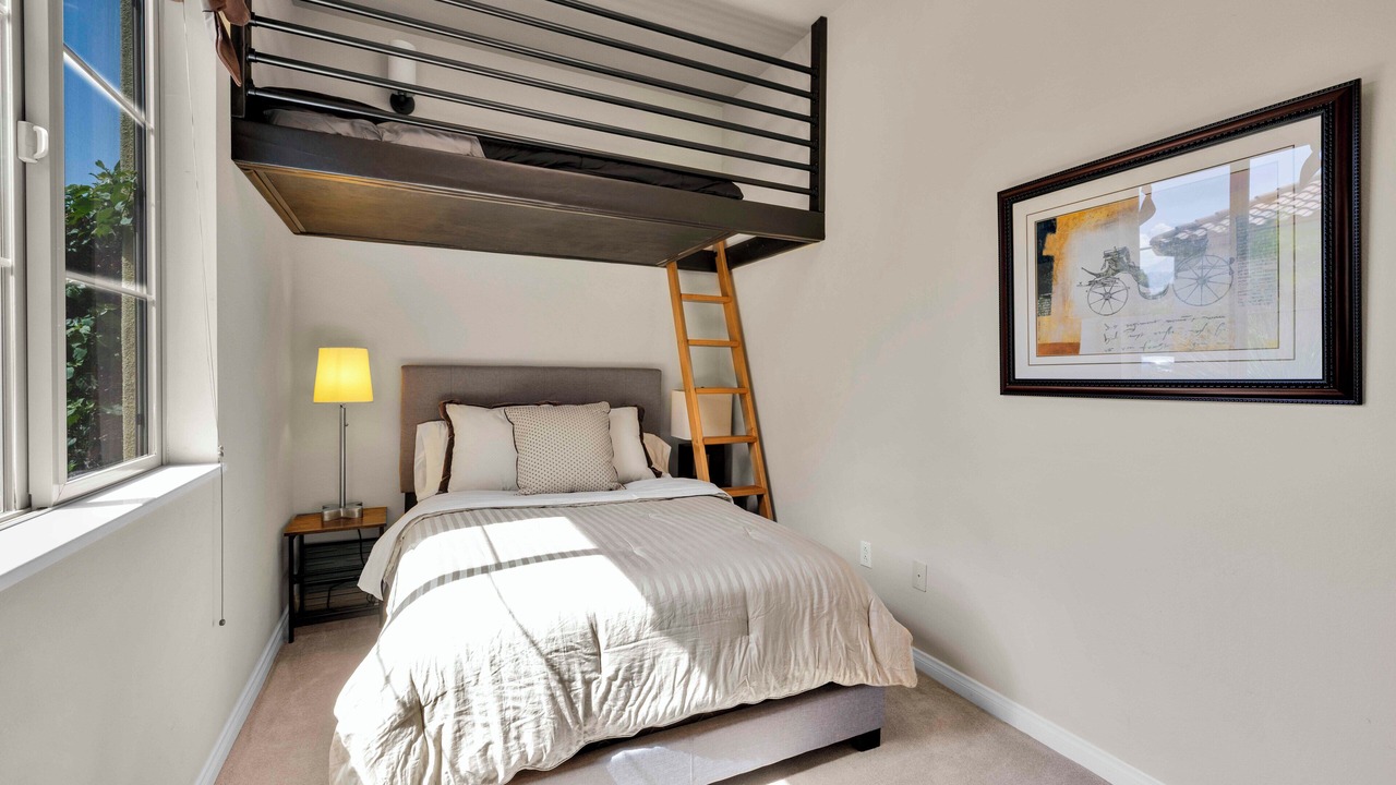 Photo of Bedroom in Indio