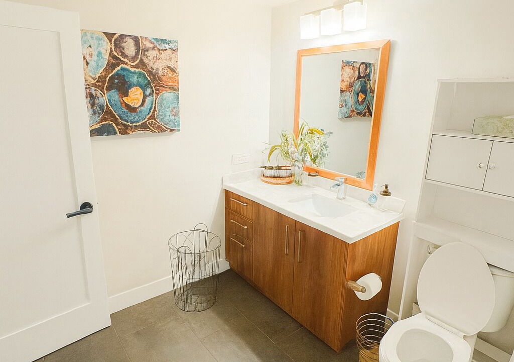 Photo of Bathroom in NoHo Arts District
