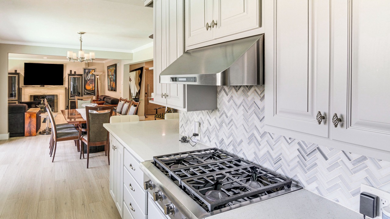 Photo of Kitchen in Encino
