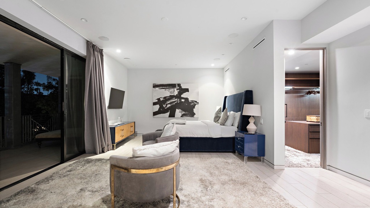Photo of Bedroom in Hollywood