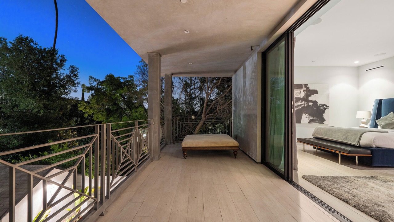 Photo of Patio Balcony in Hollywood