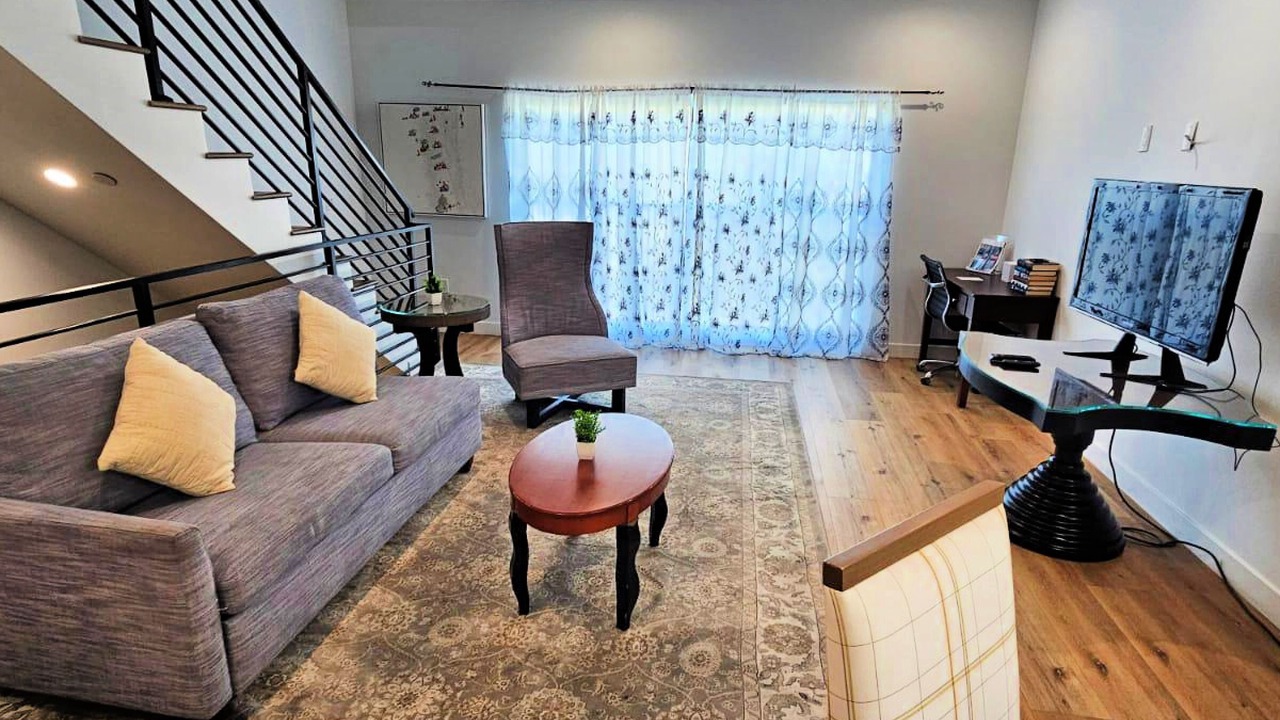 Photo of Livingroom in East Hollywood