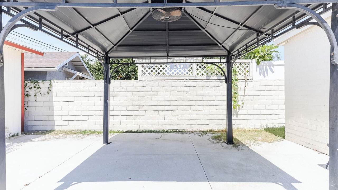 Photo of Patio Balcony in Mayflower Village