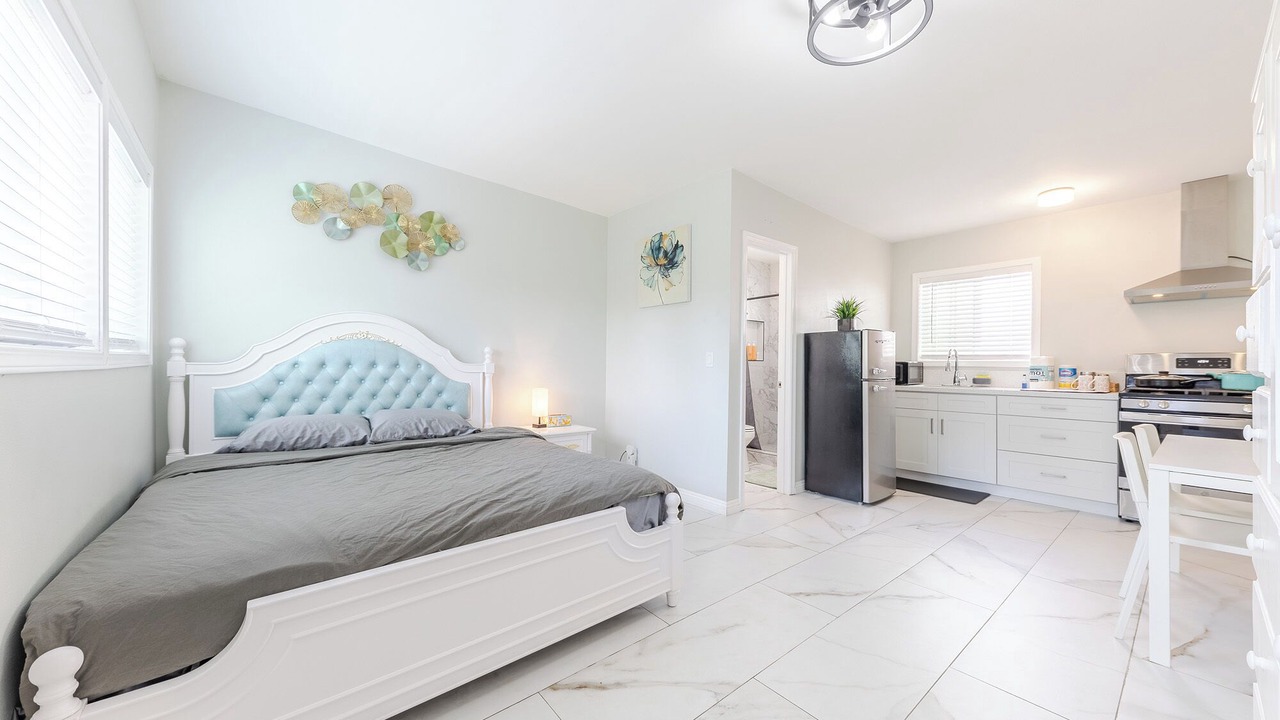 Photo of Bedroom in Mayflower Village