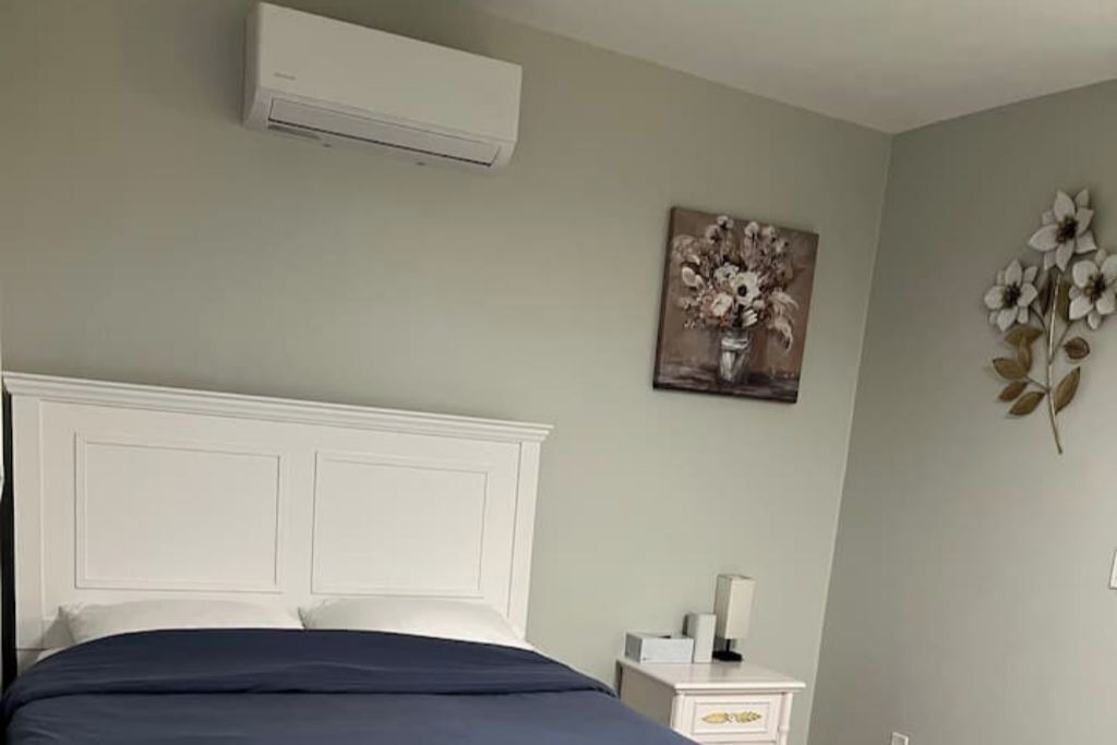 Photo of Bedroom in Mayflower Village