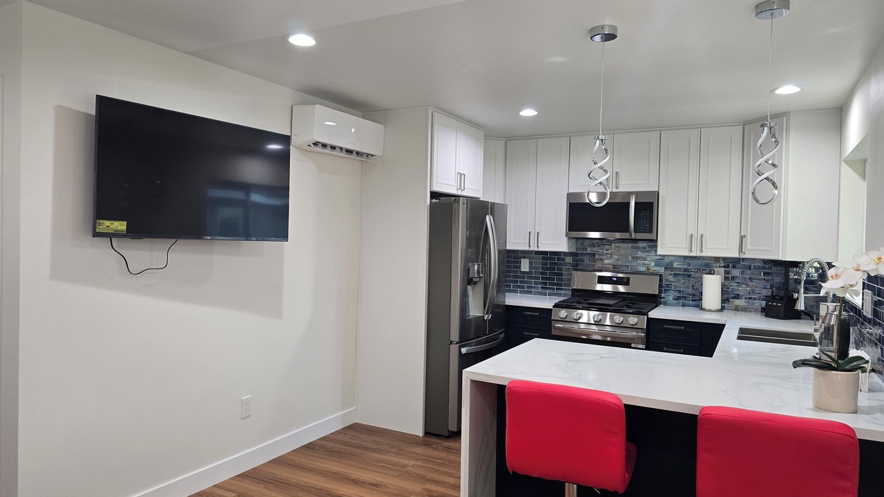 Photo of Kitchen in Southwest Anaheim
