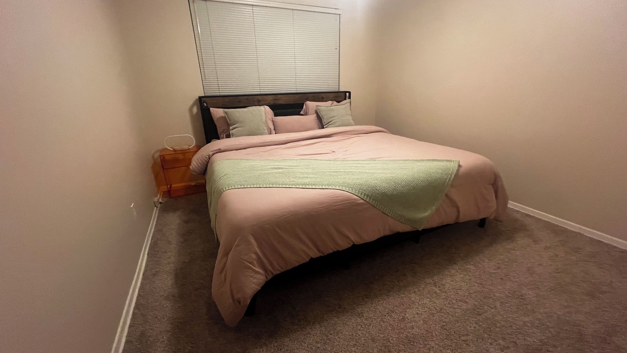 Photo of Bedroom in West Hills