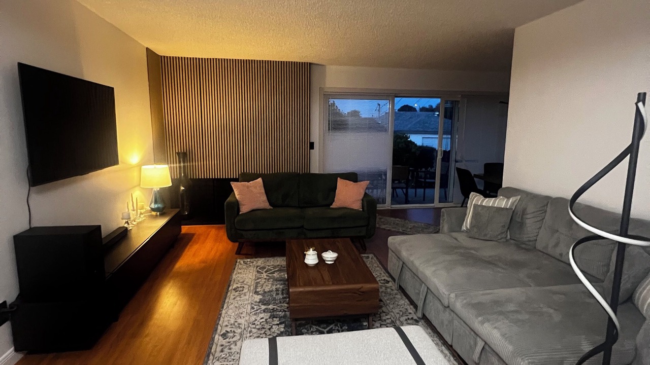 Photo of Livingroom in West Hills