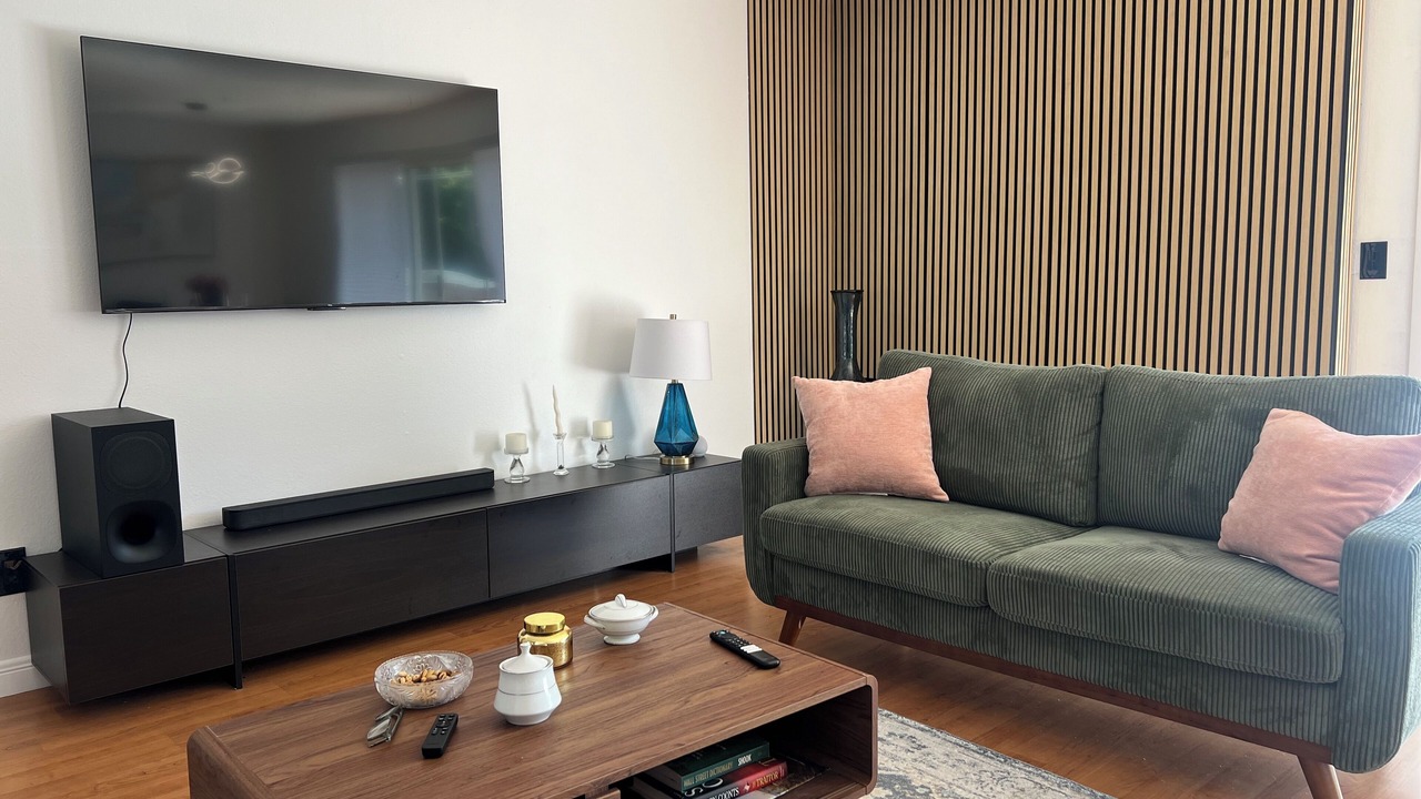 Photo of Livingroom in West Hills