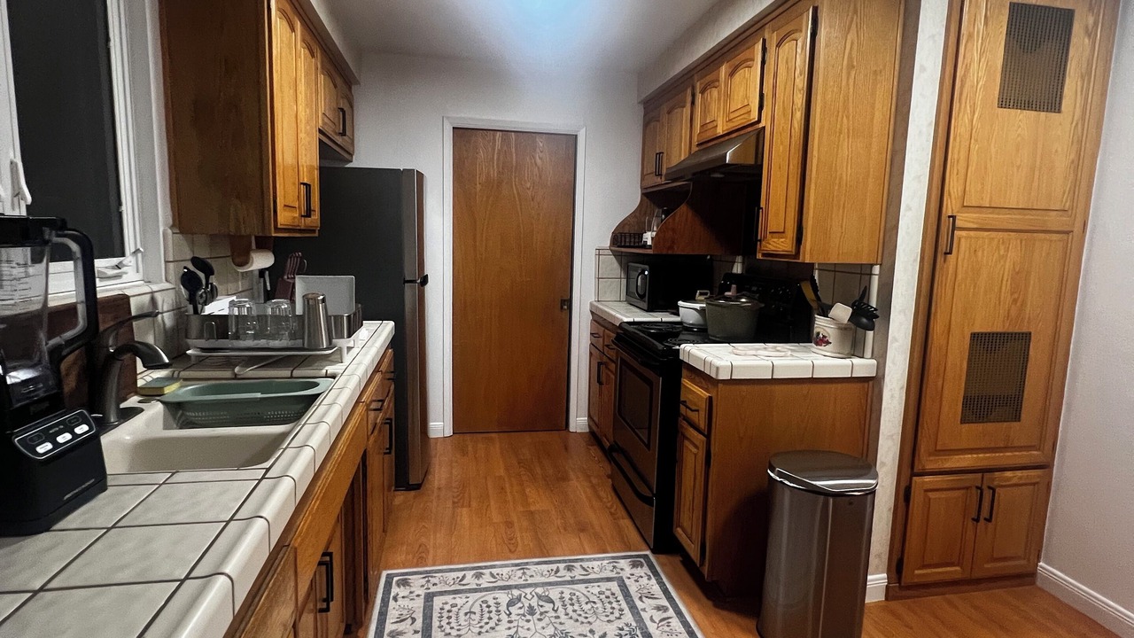 Photo of Kitchen in West Hills